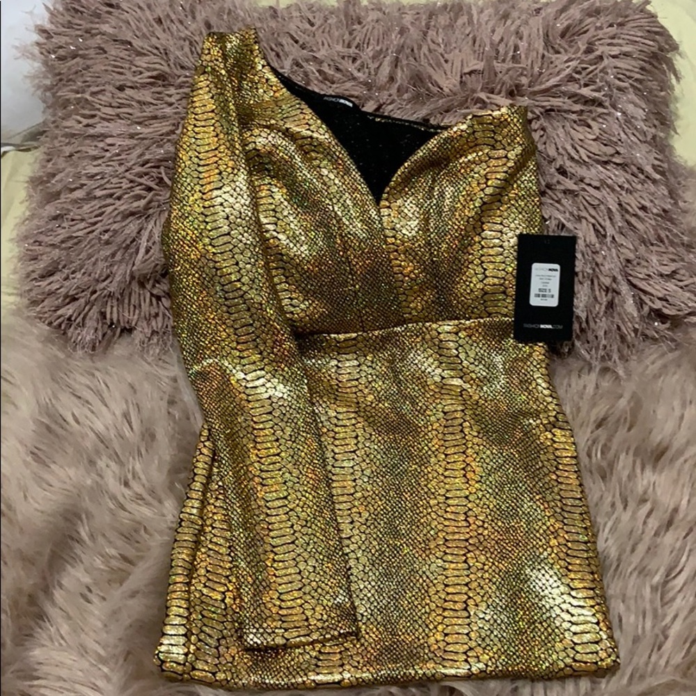 Beautiful gold dress